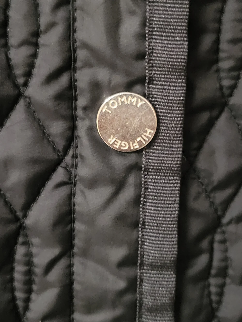 Classic Tommy Hilfiger Black Quilted Snap Front Jacket Sz Small